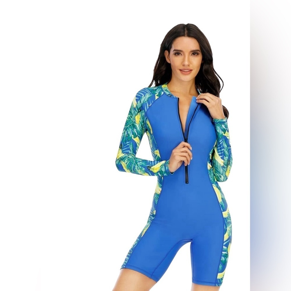 NWOT Tropical Print Women's Swimwear Halcurt Skin surf diving zip up XL Bananas